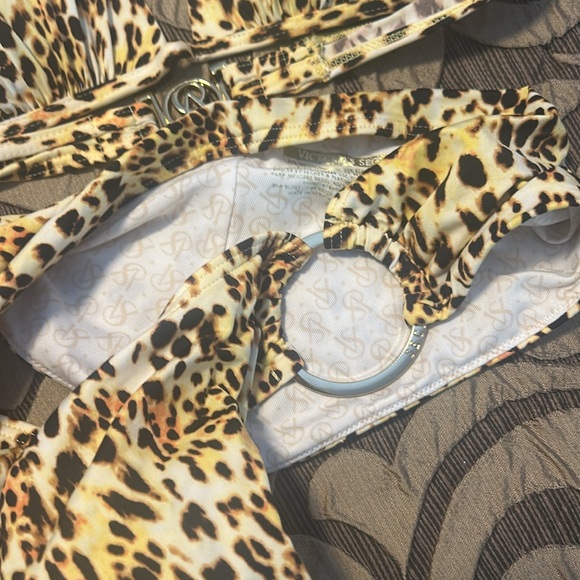 Victoria’s Secret leopard bikini set size small - Picture 5 of 5